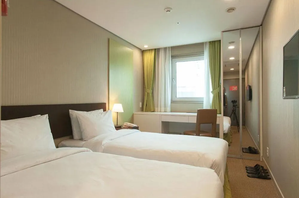 Ramada Encore By Wyndham Seoul Dongdaemun Hotel